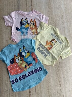 NEW 🆕 Bluey Pack of Three Graphic Kids Tee Trio - Pink, Yellow, Blue 2T